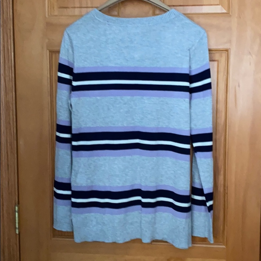 Sweater - Picture 2 of 6